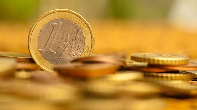 Eνισχύεται το ευρώ στην αγορά συναλλάγματος