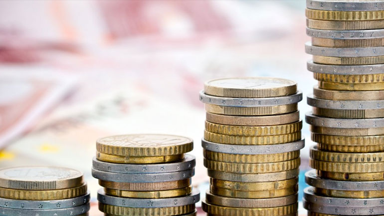 Reuters: Κοντά σε ιστορικά χαμηλά επίπεδα οι αποδόσεις των ελληνικών ομολόγων