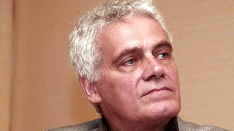 Το χειροκρότημα στον Τσιρώνη από μένα…