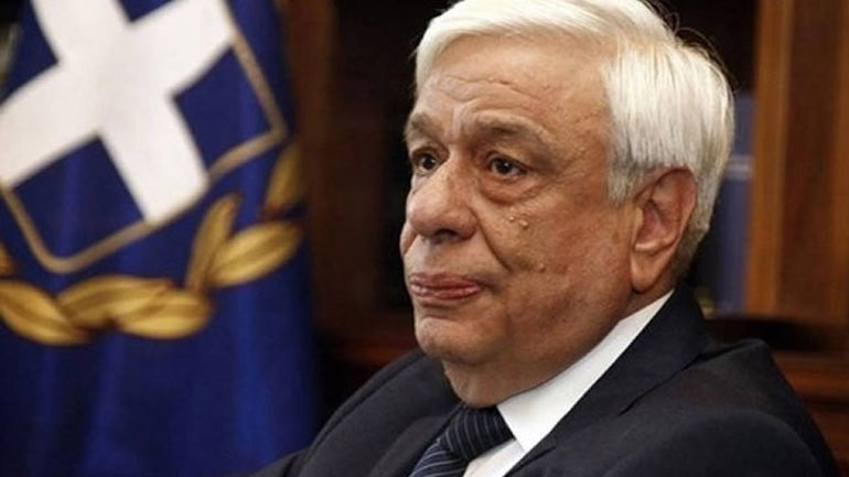 Μήνυμα συμπαράστασης στον Μακρόν από τον Προκόπη Παυλόπουλο