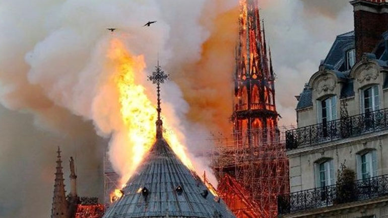 Χύθηκε ατέλειωτο αίμα για να κτιστεί η Παναγιά των Παρισίων