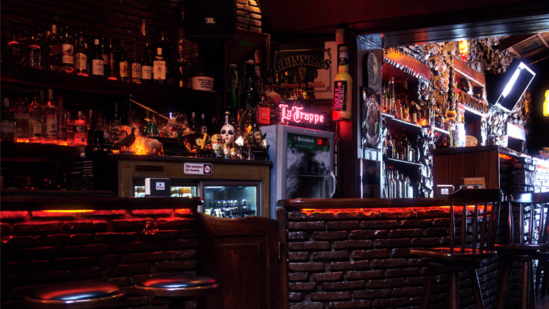 «Χρυσοστόμιο»: Ουίσκι & Authentic Rock δίσκοι