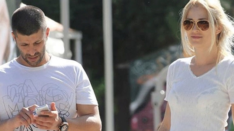 Αποκαλύψεις για τη δολοφονία Μακρή: Οι καταθέσεις της Βικτώριας Καρύδα και ο άνθρωπος «κλειδί» Αποκαλύψεις για τη δολοφονία Μακρή: Οι καταθέσεις της Βικτώριας Καρύδα και ο άνθρωπος «κλειδί»