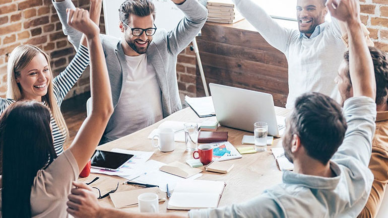 Τι να κάνετε για να νιώθετε καλά στη δουλειά σας