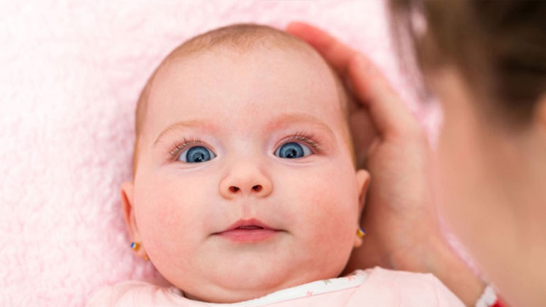 Επιπεφυκίτιδα σε βρέφος