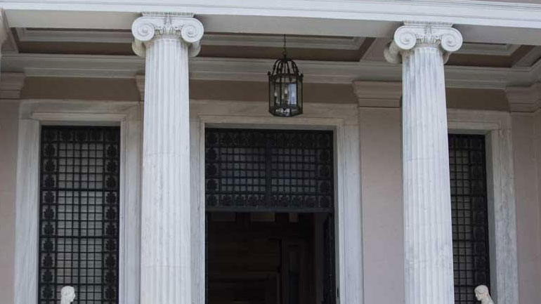 Κυβερνητικές πηγές: Ο κ. Μητσοτάκης εκμεταλλεύτηκε εν αγνοία τους καλλιτέχνες