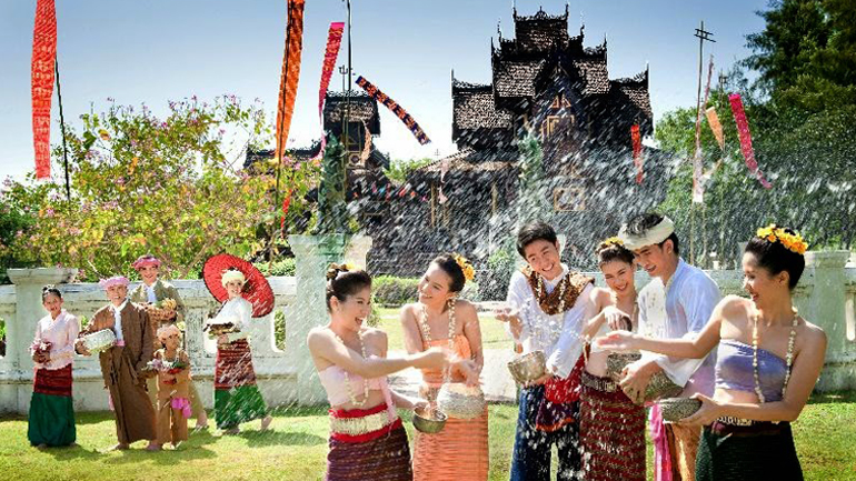 Για πρώτη φορά οι Ταϊλανδοί γιόρτασαν την Πρωτοχρονιά τους … στην Κέρκυρα