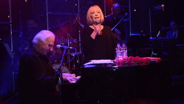 Αυλαία με «υποσχέσεις» στις γραμμές για Χατζηνάσιο-Κανελλίδου