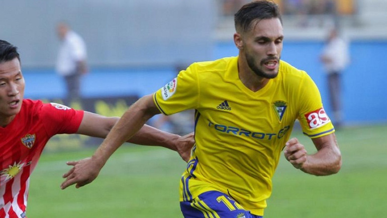 Δύο Ισπανοί αμυντικοί στο στόχαστρο της ΑΕΚ