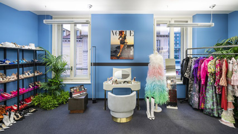 H ιταλική Vogue ανοίγει τις πόρτες της  και κερδίζει τις  εντυπώσεις