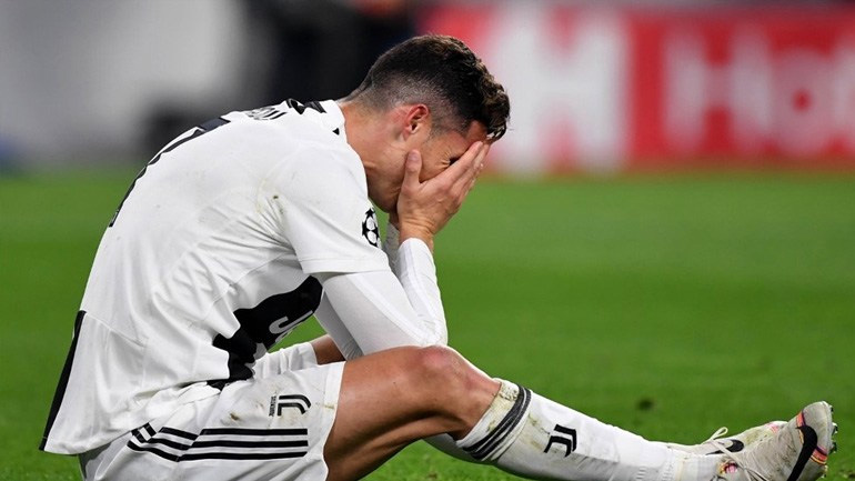 Αυτά είπε ο Κριστιάνο Ρονάλντο στη μητέρα του μετά τον αποκλεισμό από τον Άγιαξ