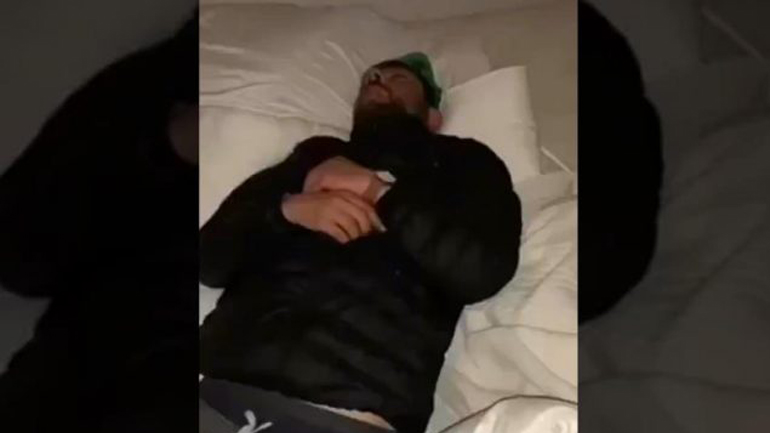 Τι σου θυμίζει το ροχαλητό του φίλου σου;