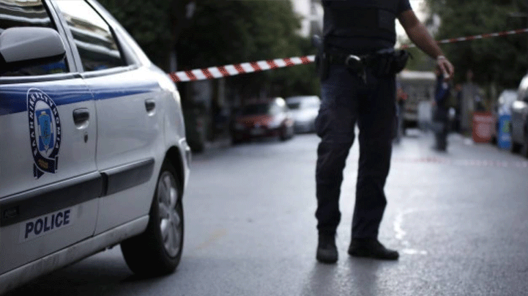 Αιματηρή συμπλοκή μεταναστών με μαχαίρια στην Ομόνοια