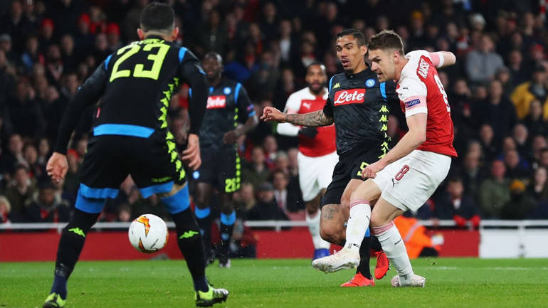 Έξι σενάρια για το ντέρμπι Νάπολι-Άρσεναλ