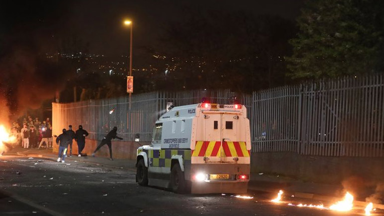 Βόρεια Ιρλανδία: Νεκρή 29χρονη στο Λοντοντέρι – Η αστυνομία κάνει λόγο για «τρομοκρατική» ενέργεια