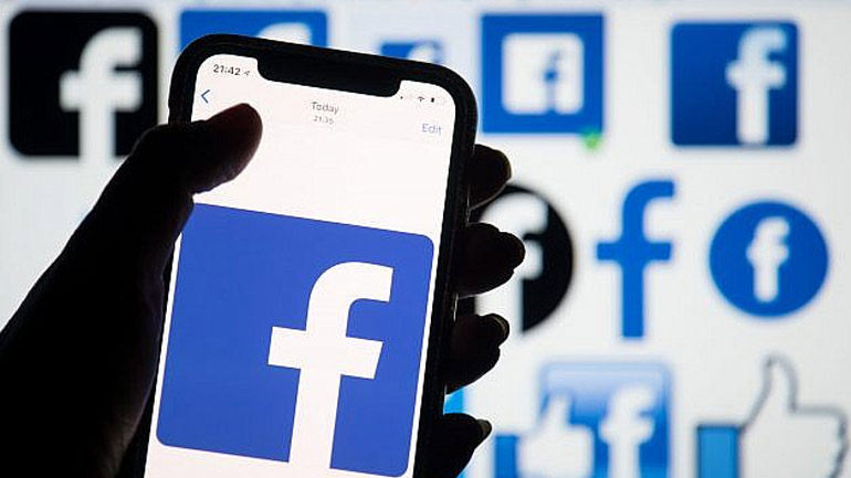 Το Facebook απέκλεισε από τις σελίδες του βρετανικές οργανώσεις της Άκρας Δεξιάς