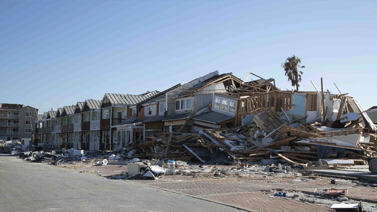 Ο τυφώνας Μάικλ, ο ισχυρότερος που έπληξε τις ΗΠΑ τα τελευταία 27 χρόνια