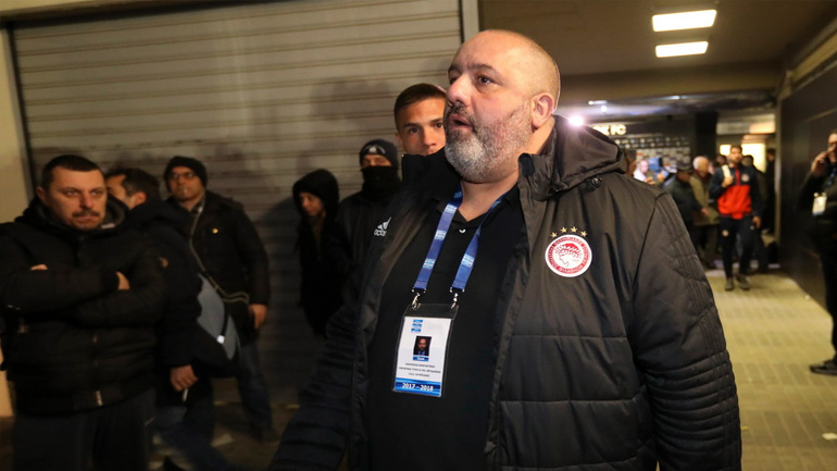 Σε ποδοσφαιρική διάλεκτο και νοοτροπία κερκίδας η απάντηση Καραπαπά στον Κόκκαλη