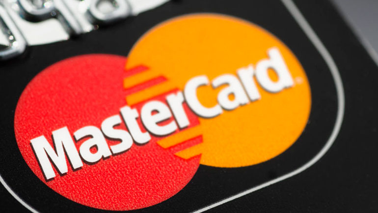 Λεφτά από… τον ουρανό για τους Βρετανούς κατόχους Mastercard;