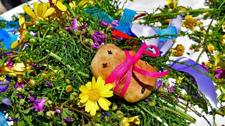 Πάσχα: Τα έθιμα στα Δωδεκάνησα