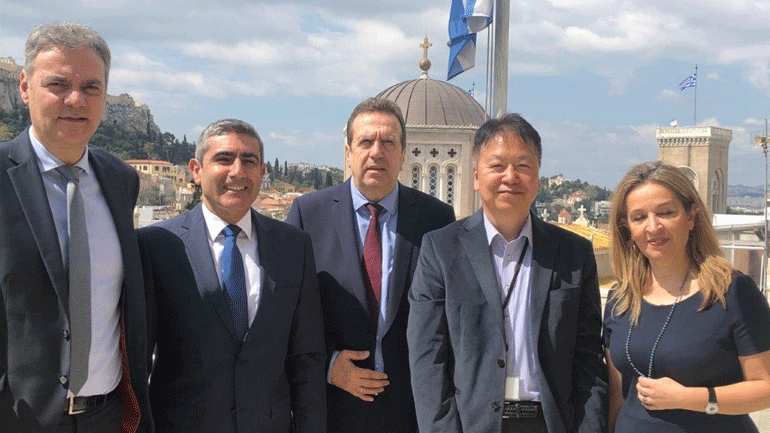 Συνάντηση μελών της ΕΣΕΕ με τον πρέσβη της Ιαπωνίας