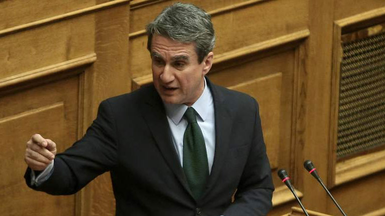 Λοβέρδος για Novartis: Άθλια σκευωρία που κατέρρευσε