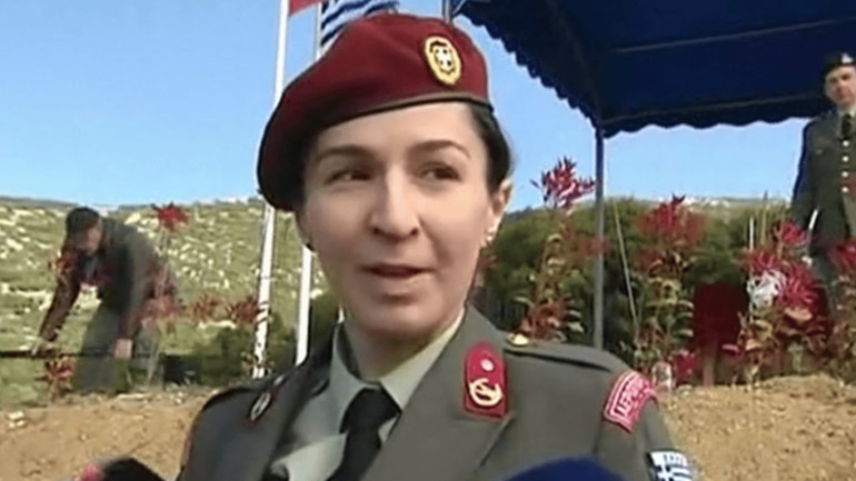 Σαραντάπορο: Συγκλονίζει η αρχιλοχίας Βασιλική Πλεξίδα που επέζησε από τη συντριβή του ελικοπτέρου Χιούι