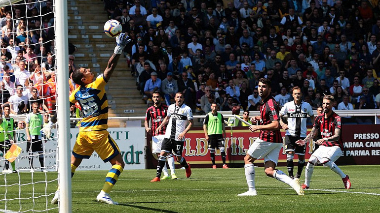 Ιταλία: Στραβοπάτησε η Μίλαν, 1-1 με την Πάρμα