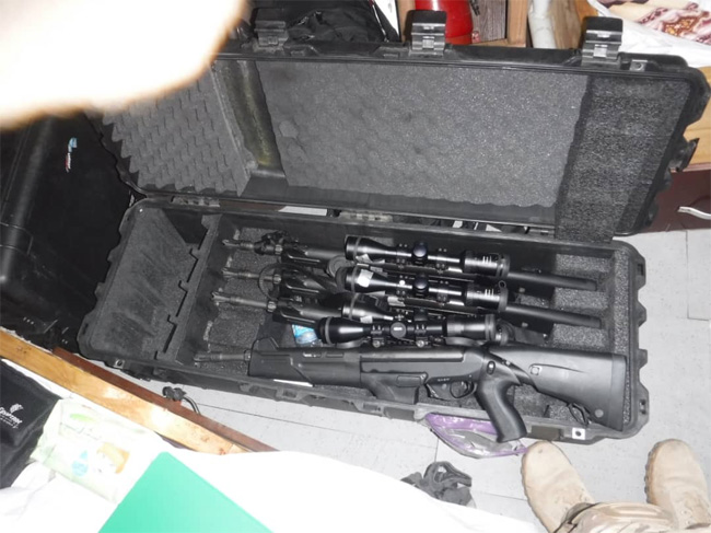 O οπλισμός που βρέθηκε εντός του πλοίου 