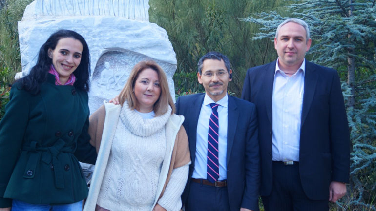 Υμνεί τον χουντικό Ντερτιλή υποψήφια δημοτική σύμβουλος της Ραφήνας