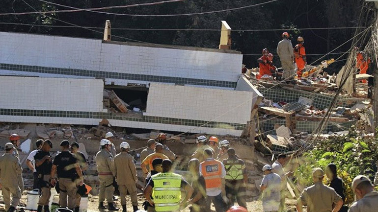 Βραζιλία: Στους 23 οι νεκροί από την κατάρρευση κτηρίων σε φαβέλα του Ρίο ντε Τζανέιρο