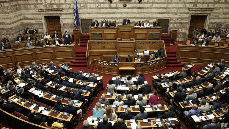 Ονομαστική ψηφοφορία επί της αρχής του νομοσχεδίου του υπουργείου Παιδείας ζήτησε η ΝΔ