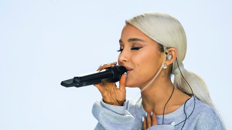 Για την κατάθλιψη μίλησε η τραγουδίστρια Αριάνα Γκράντε στα μέσα κοινωνικής δικτύωσης