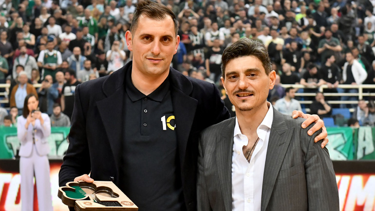 Παναθηναϊκός: Τιμήθηκε ο Χατζηβρέττας