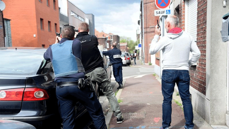 Γαλλία: Ανταλλαγή πυροβολισμών μεταξύ αστυνομικών και ομάδας ενόπλων στην πόλη Ρουμπέ