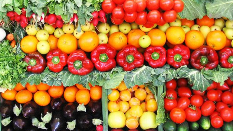 Δέσμευση 5,5 τόνων κηπευτικών στον Πειραιά