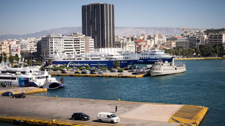 Αυξημένη κίνηση στα λιμάνια