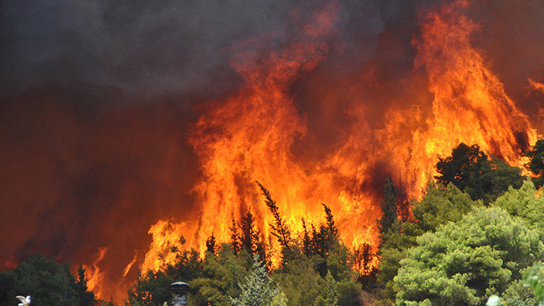 Ζάκυνθος: Πυρκαγιές στο Κερί και τον Άγιο Λέοντα