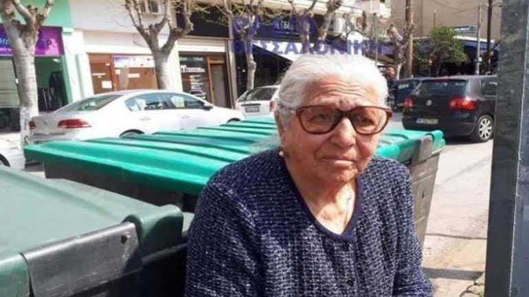 Δεν έχει τέλος η ταλαιπωρία για τη γιαγιά με τα τερλίκια – Μετά τη σύλληψη ήρθε η κλοπή