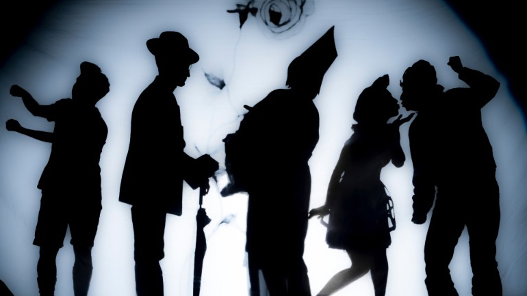 H παράσταση «Η Γελάδα» θα παίζεται έως 4 Ιουνίου