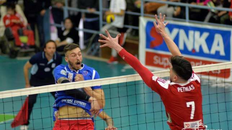 Volley League: Στους τελικούς ο Ολυμπιακός, 3-2 τον Φοίνικα