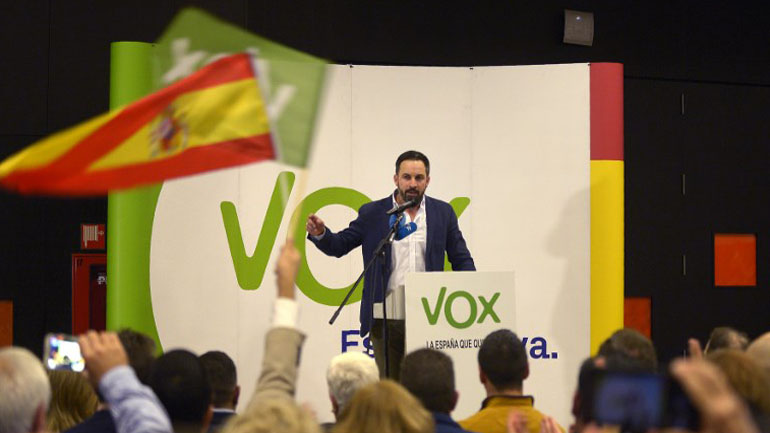 Ο Σαλβίνι στηρίζει το ακροδεξιό κόμμα Vox και του εύχεται επιτυχία στις ισπανικές εκλογές