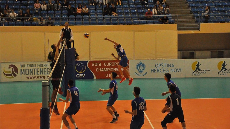 Βόλεϊ: Η Εθνική παμπαίδων προκρίθηκε στα τελικά