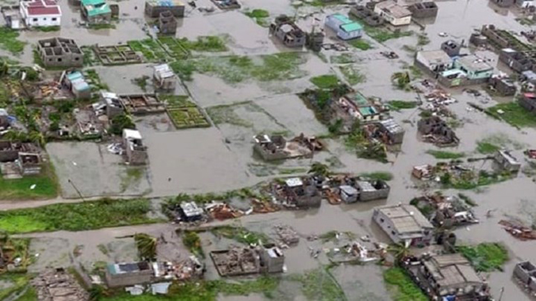 Μοζαμβίκη: Ορμητικοί χείμαρροι λάσπης ισοπέδωσαν σπίτια και παγίδευσαν οικογένειες 