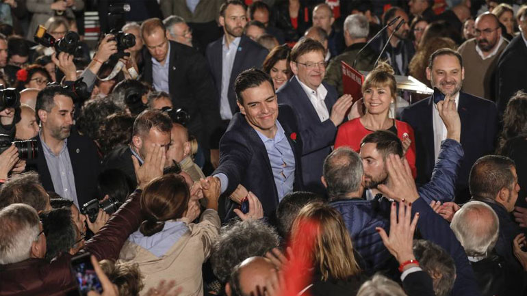 Ισπανία-εκλογές: Ο Σάντσεθ φαβορί στις δημοσκοπήσεις, η άκρα δεξιά παραμονεύει