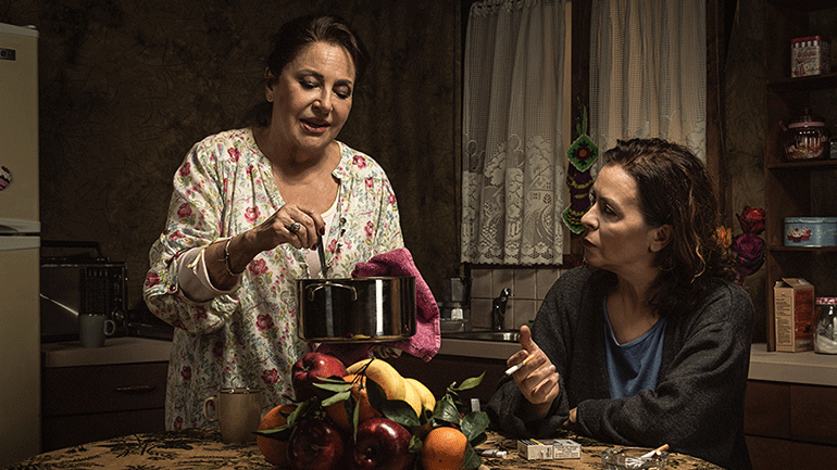 Επίσημη πρεμιέρα και παράταση παραστάσεων για το έργο «Καληνύχτα Μητέρα»