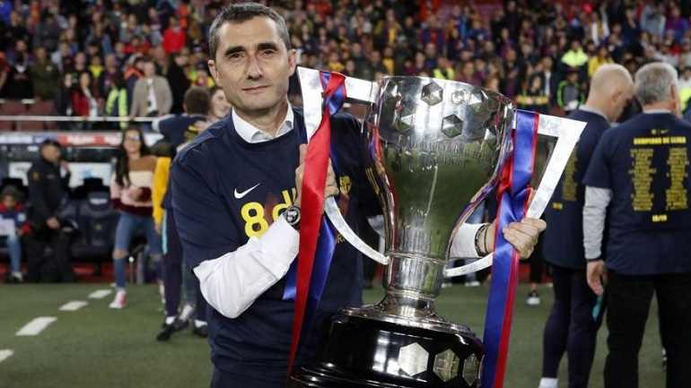 Ολυμπιακός: Συγχαρητήρια στον Ερνέστο Βαλβέρδε για τον τίτλο