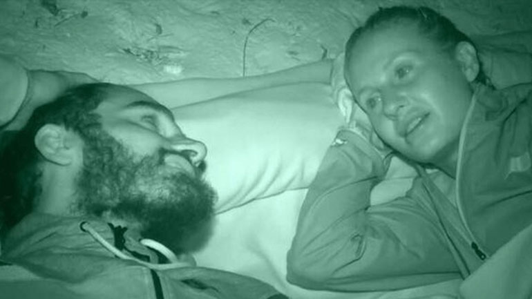 Survivor: Η Κατερίνα Δαλάκα ζήτησε στον Ατακάν να την επισκεφθεί στην Ελλάδα