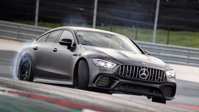 Τετρακίνητες όλες οι νέες Mercedes-AMG