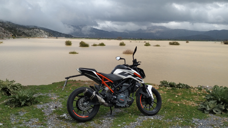 KTM 250 Duke: Προορισμός η καθημερινή διασκέδαση KTM 250 Duke: Προορισμός η καθημερινή διασκέδαση
